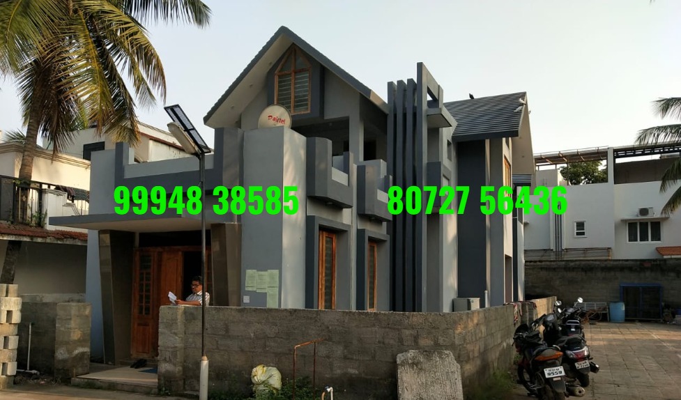 4 Cents 375 Sq.Ft Land with House Sale in Podanur